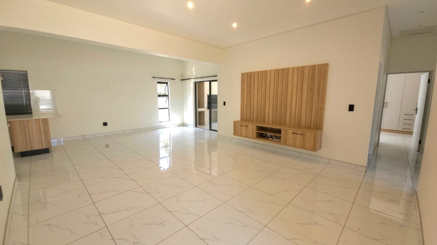 3 Bedroom Property for Sale in Melodie North West